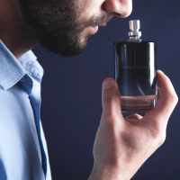 UOMO