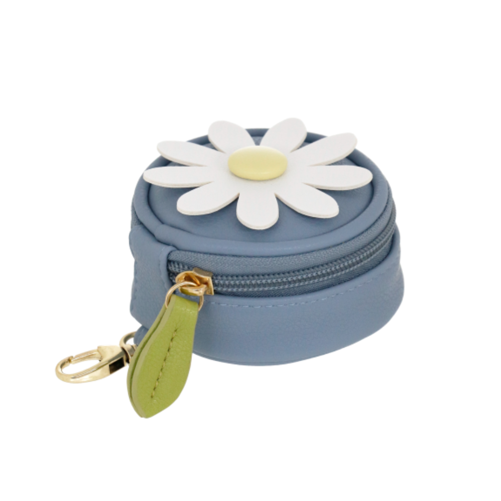 CAMOMILLA PORTAMONETE CHARM AZZURRO DAISY 4X8X8CM 64740